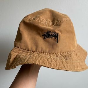 Stussy bucket hat